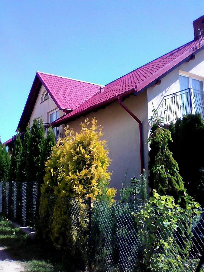 Pokoje Goscinne Jutrzenka Swarzewo Exterior photo